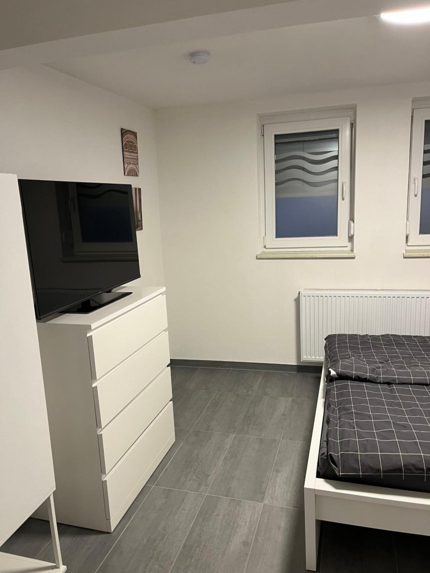 Home-For-You-Ferienwohnung Monteurwohnung Buchen  Buitenkant foto