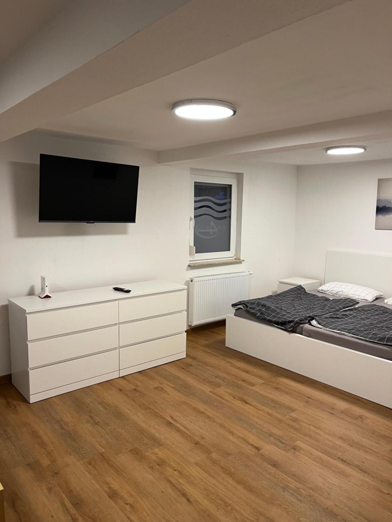 Home-For-You-Ferienwohnung Monteurwohnung Buchen  Buitenkant foto
